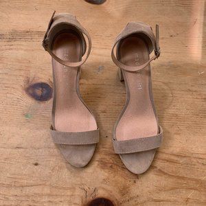 Size 7 Tan Suede Heels